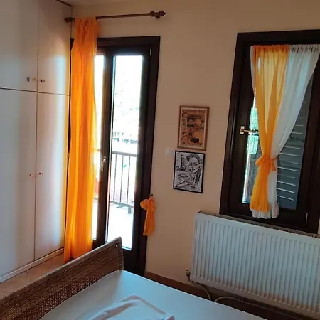 Sea And Mountain View Cosy House Holiday home Pyrgadikia